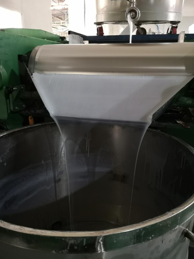影響模具硅膠粘性因素有哪些？